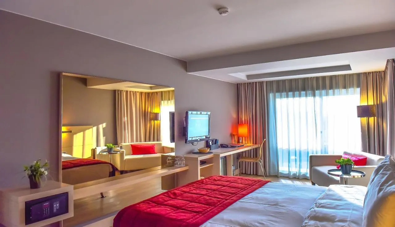 Denizati Plus Hotel 伊斯坦布尔