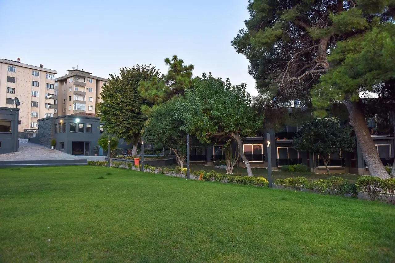 Denizati Plus Hotel 伊斯坦布尔